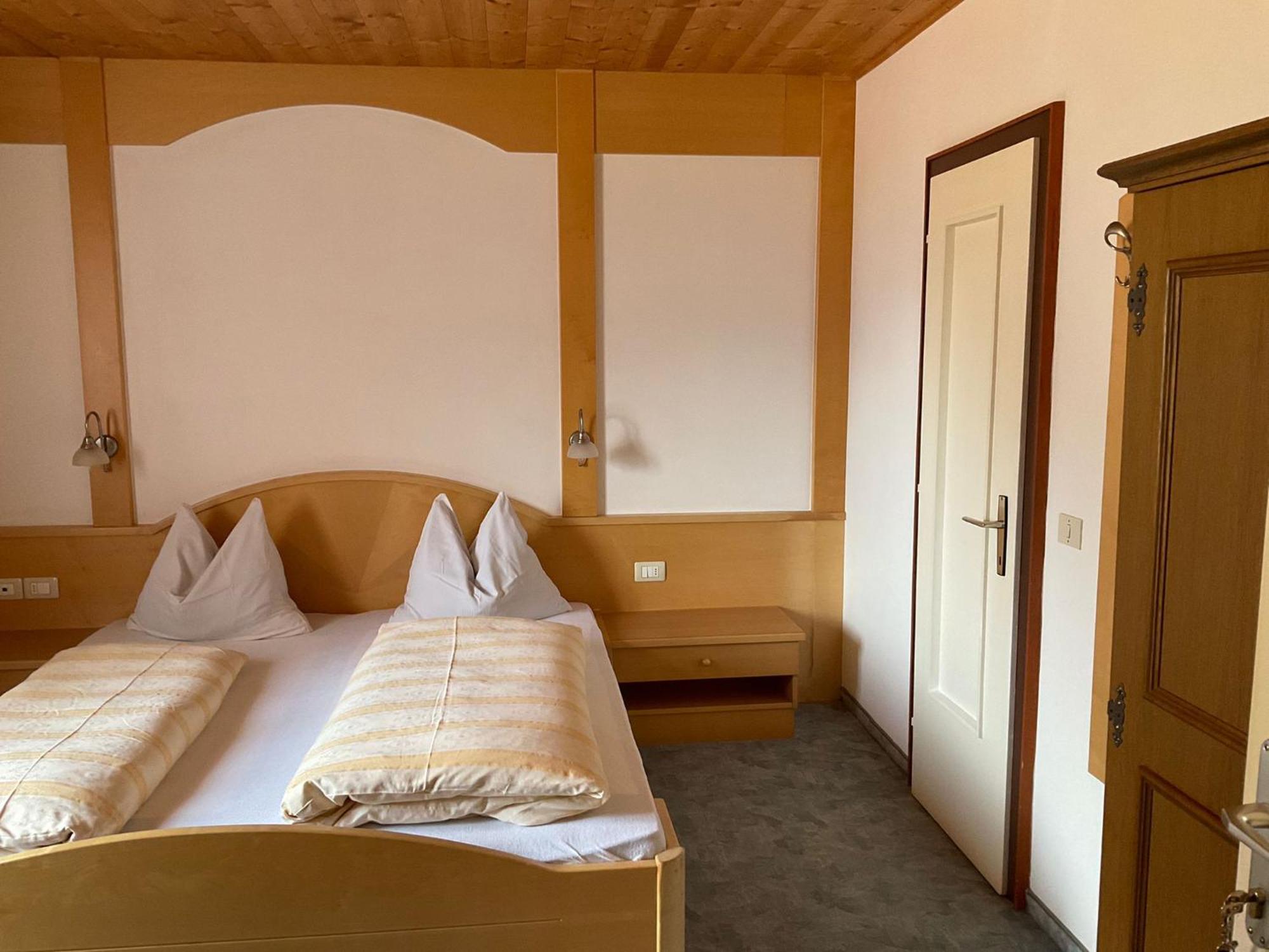 Garni Rika Bed & Breakfast Parcines Exterior foto